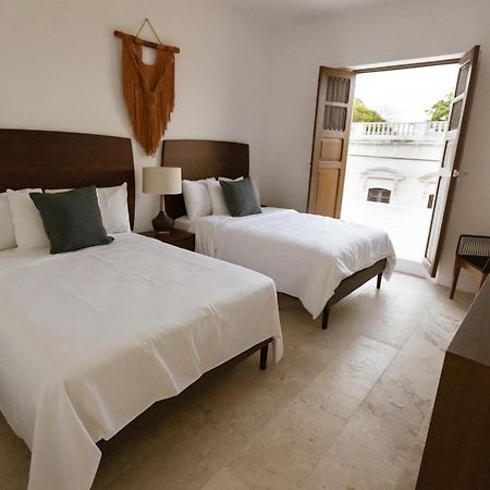 Casa Ubicada En El Corazon De Merida, Ac Y Piscina! Ngoại thất bức ảnh