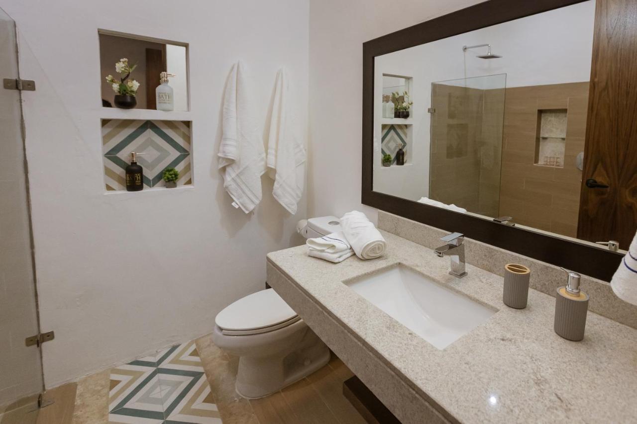 Casa Ubicada En El Corazon De Merida, Ac Y Piscina! Ngoại thất bức ảnh